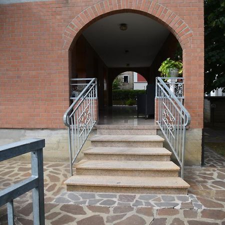 Villa Ferrari Oriella Солиньяно-Нуово Экстерьер фото